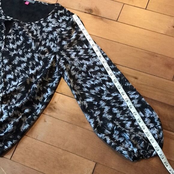 Vince Camuto wrap shirt   - Picture 9 of 11